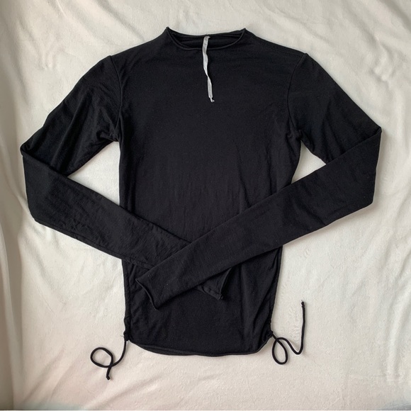 ARE YOU AM I SAIA TOP IN BLACK SIZE SMALL - Picture 8 of 15